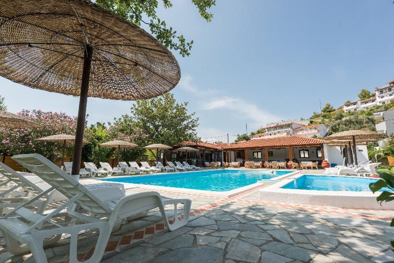 Strawberry Skiathos Αγία Παρασκευή Εξωτερικό φωτογραφία