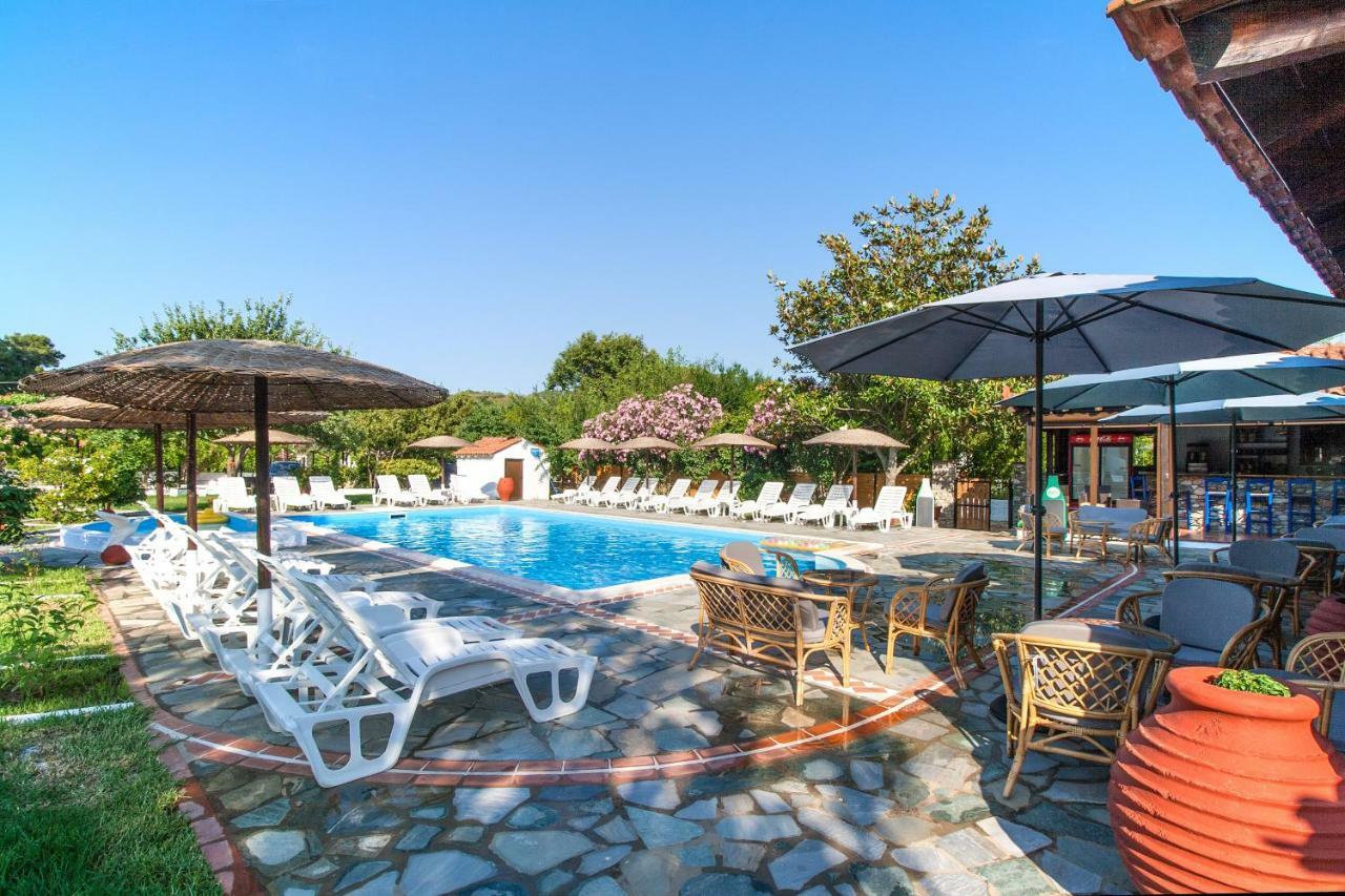 Strawberry Skiathos Αγία Παρασκευή Εξωτερικό φωτογραφία