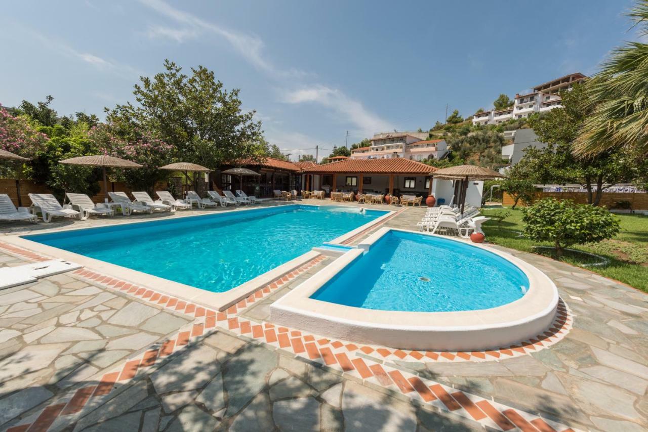 Strawberry Skiathos Αγία Παρασκευή Εξωτερικό φωτογραφία
