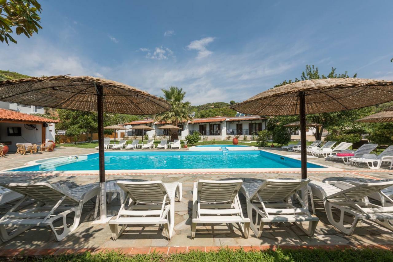 Strawberry Skiathos Αγία Παρασκευή Εξωτερικό φωτογραφία